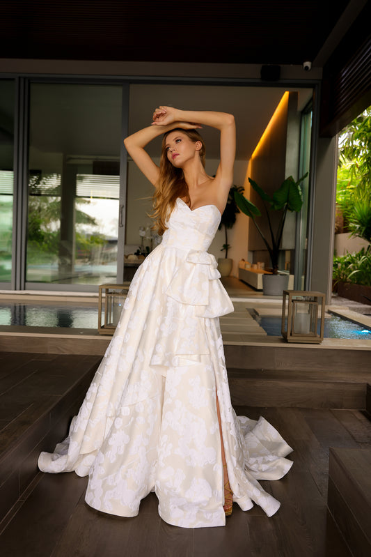 Kelly Chase Couture Bridal Gown 23-208